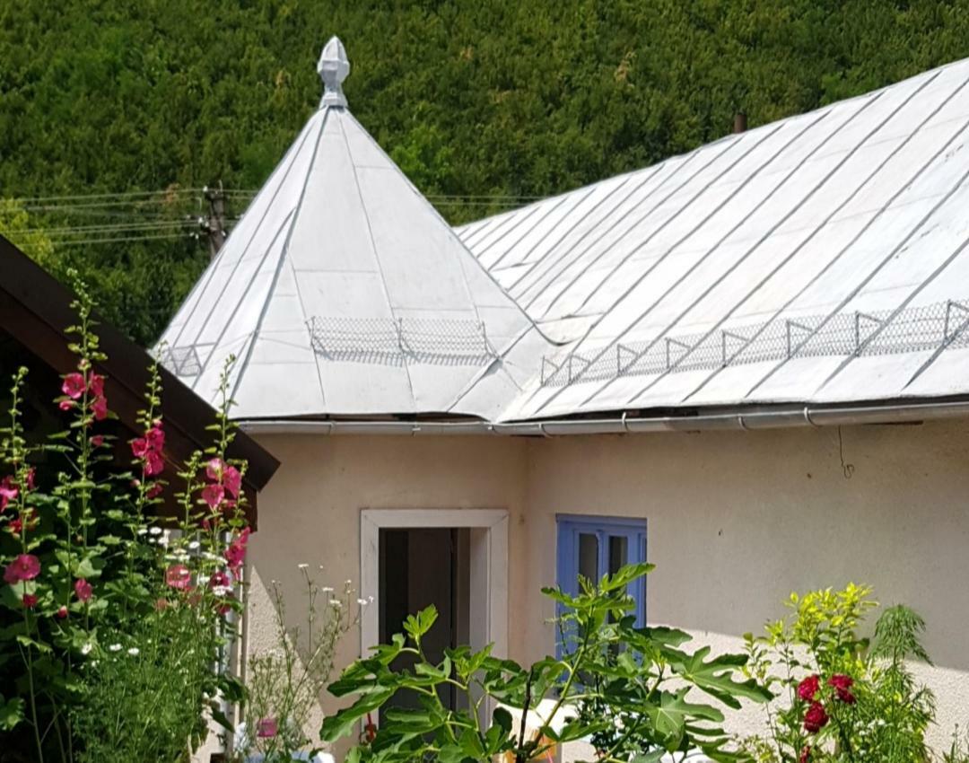 Casa Luna Betiluna Villa Oravita Exterior foto